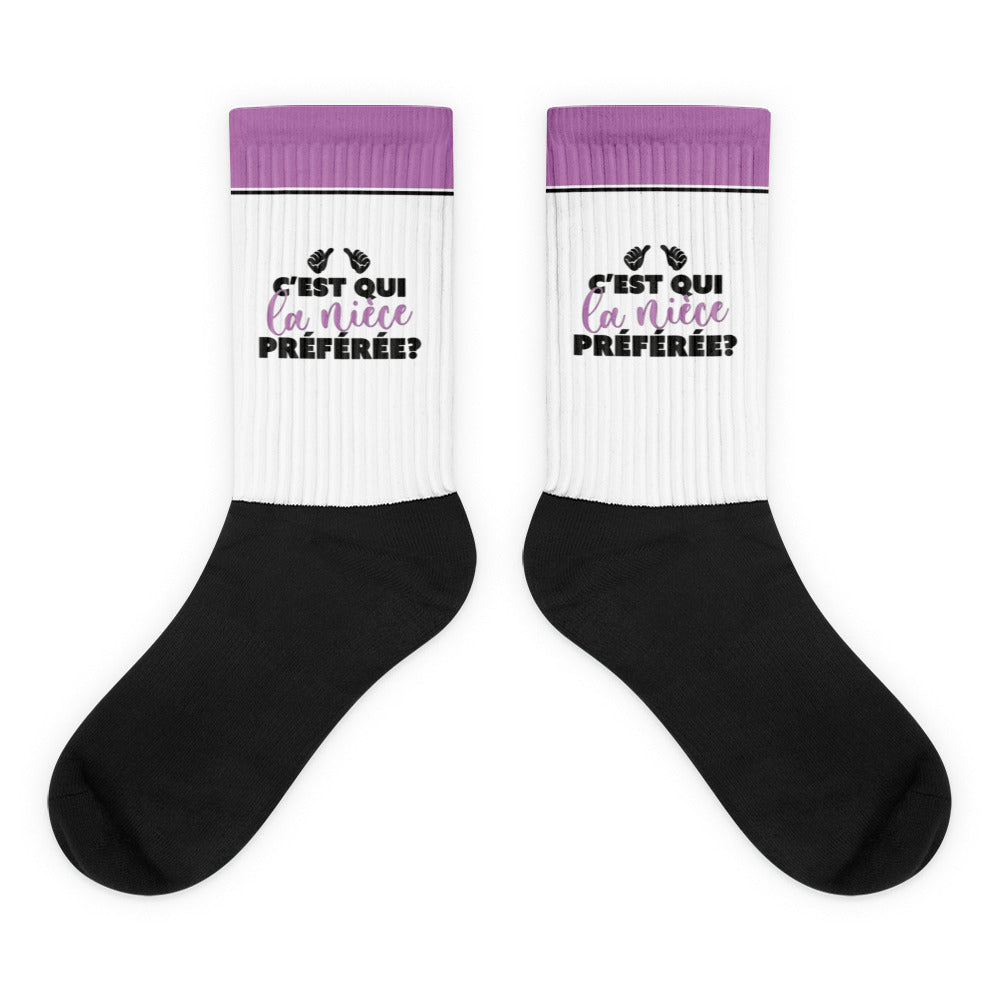 cest-qui-la-niece-preferee-chausseste-personnalise-cadeau-famille