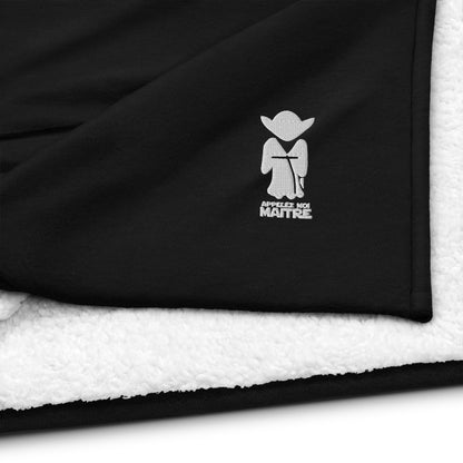 Appelez moi maitre - Couverture sherpa Premium - Brodée