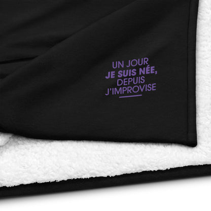 Un jour je suis née - Couverture sherpa Premium  - Brodée