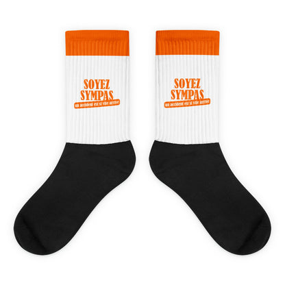 soyez-sympa-accident-vite-arrive-chaussettes-personnalise-face